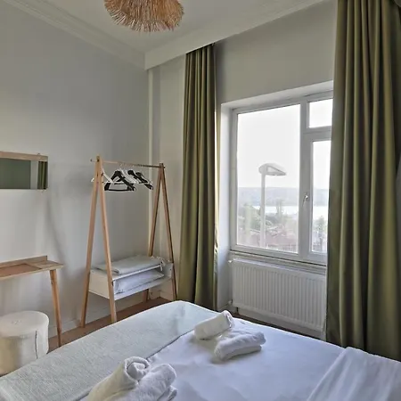 Central Apartment With Golden Horn View In Beyoglu Appartement Istambul