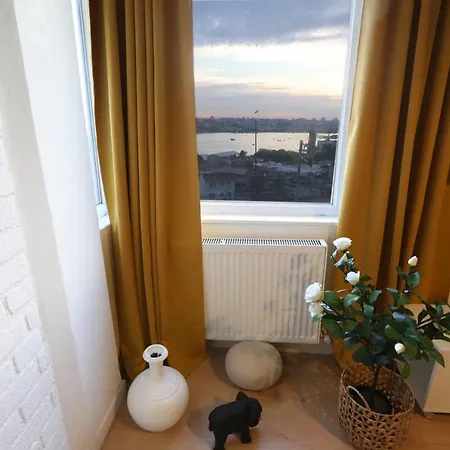 Central Apartment With Golden Horn View In Beyoglu * Istambul